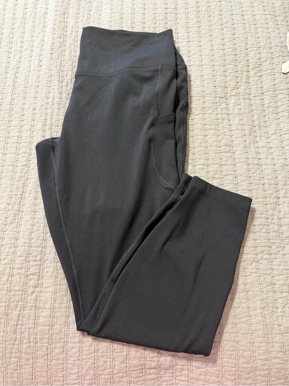 Nike One Training high waisted pocket leggings in black